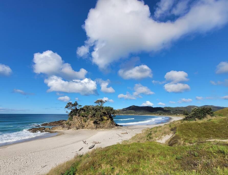 Xspot House - Ocean Views - Short Stroll To The *